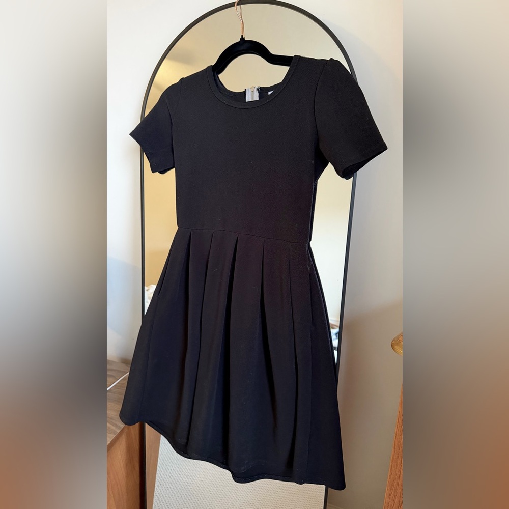 Black Lularoe dress with pockets